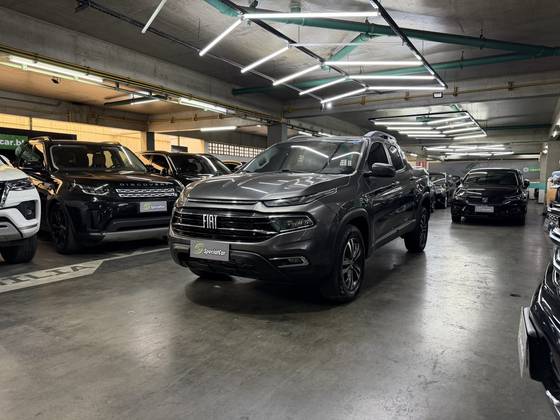 FIAT TORO 2.0 16V TURBO DIESEL FREEDOM 4WD AT9 FIAT TORO 2.0 16V TURBO DIESEL FREEDOM 4WD AT9